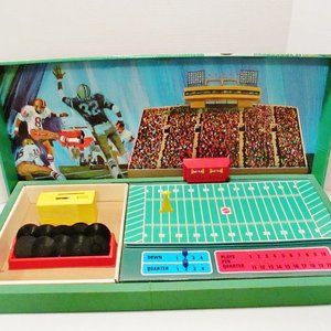 Vintage 1971 MATTEL Hear it Happen Talking Football Board Game For Parts As Is